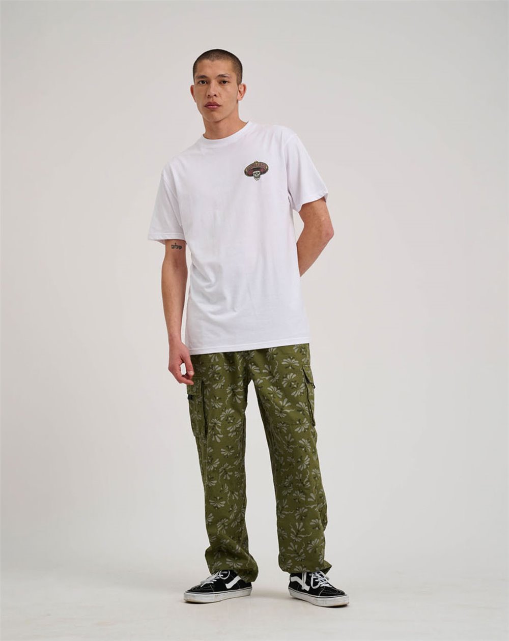 Santa Cruz T-Shirt Uomo Guzman Dead Diners (White)