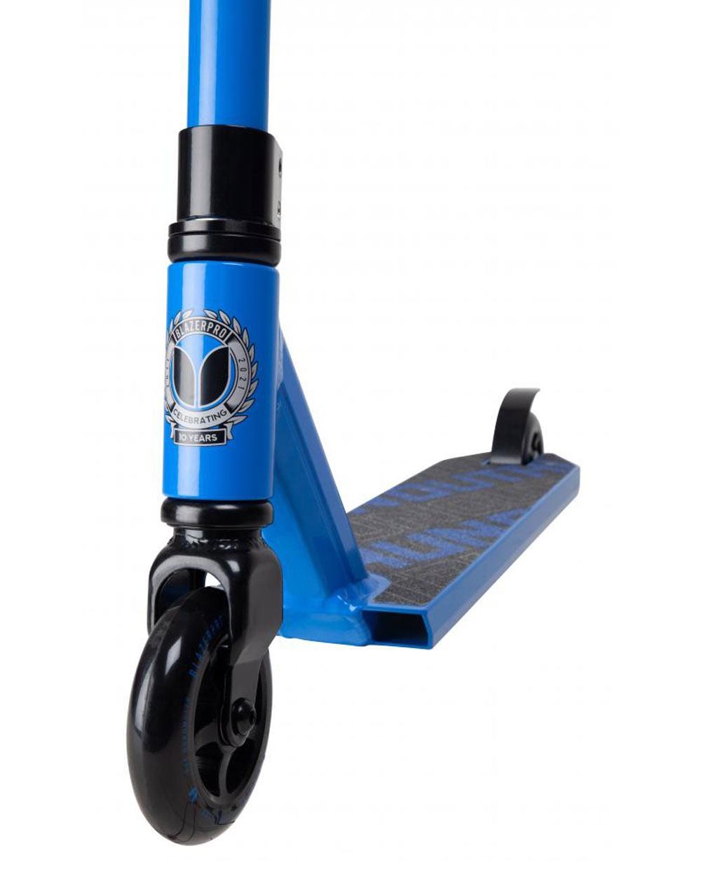 Blazer Pro Outrun 2 Stunt Scooter Blue